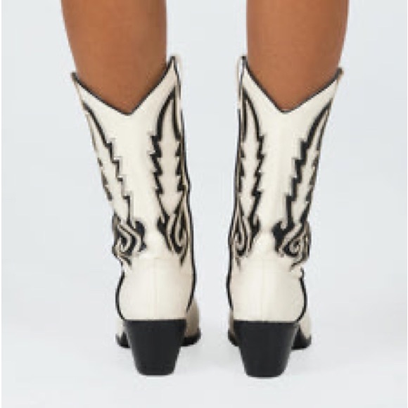 Billini Norva Boots - Picture 3 of 7